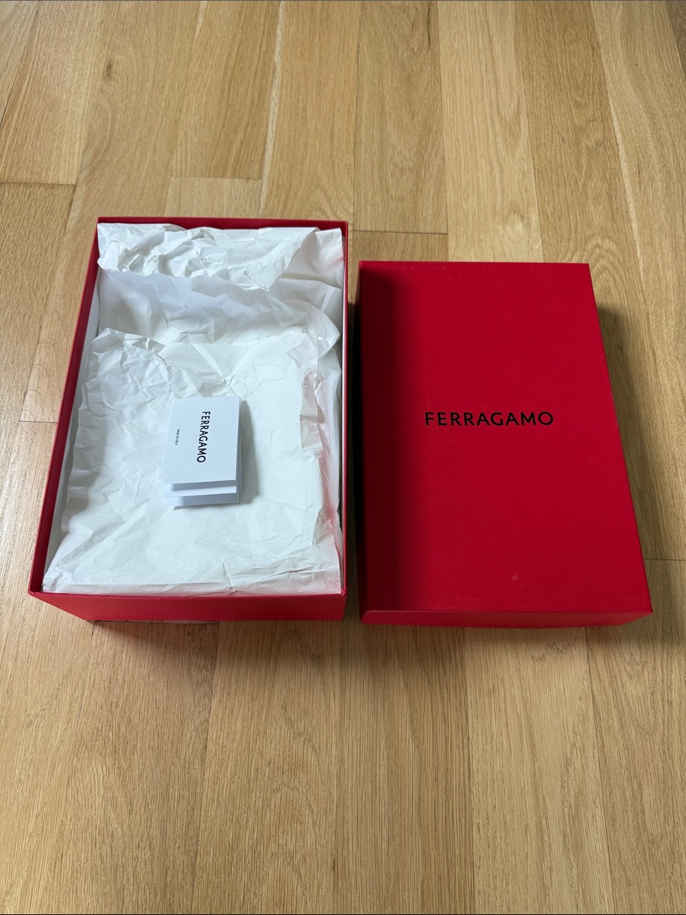 Ferragamo Red Logo Shoe Box - Picture 5 of 5